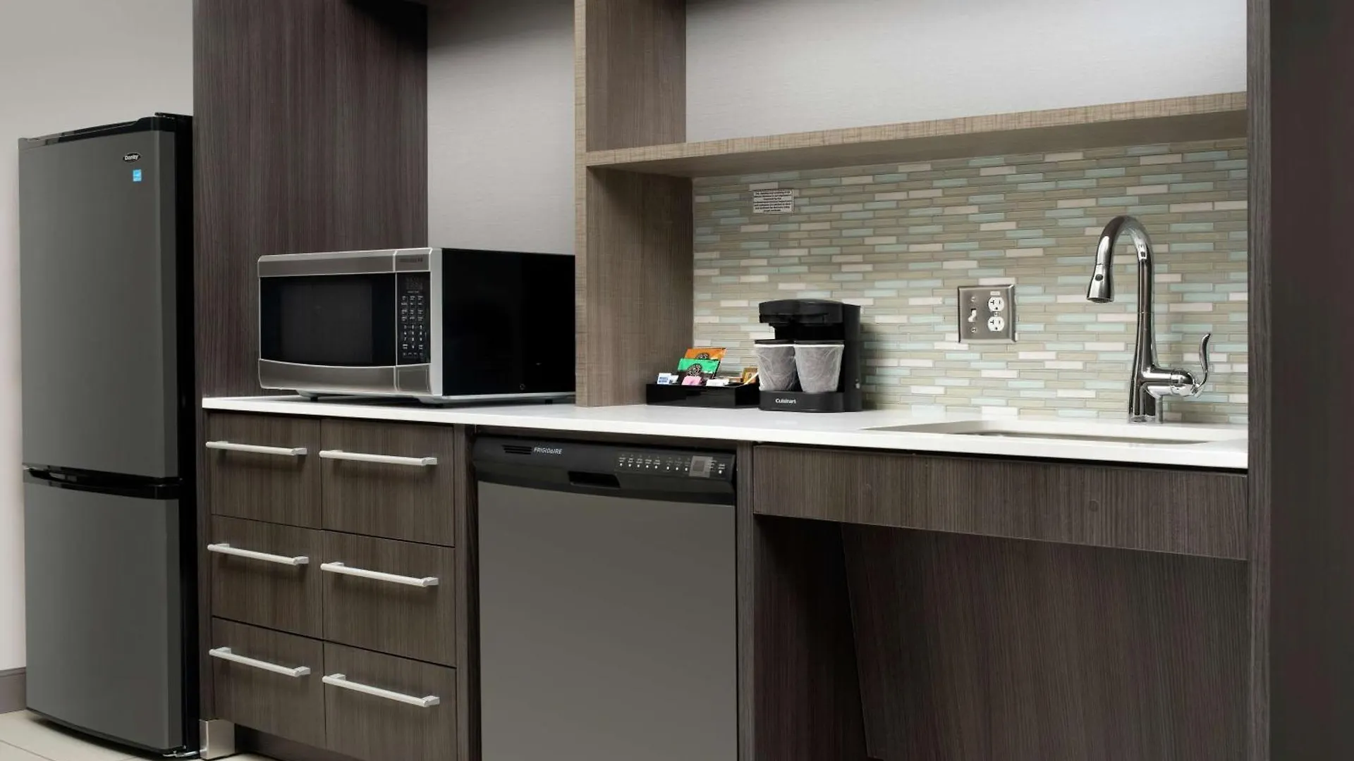 Home2 Suites By Hilton Phoenix Airport South 3*,  États-Unis