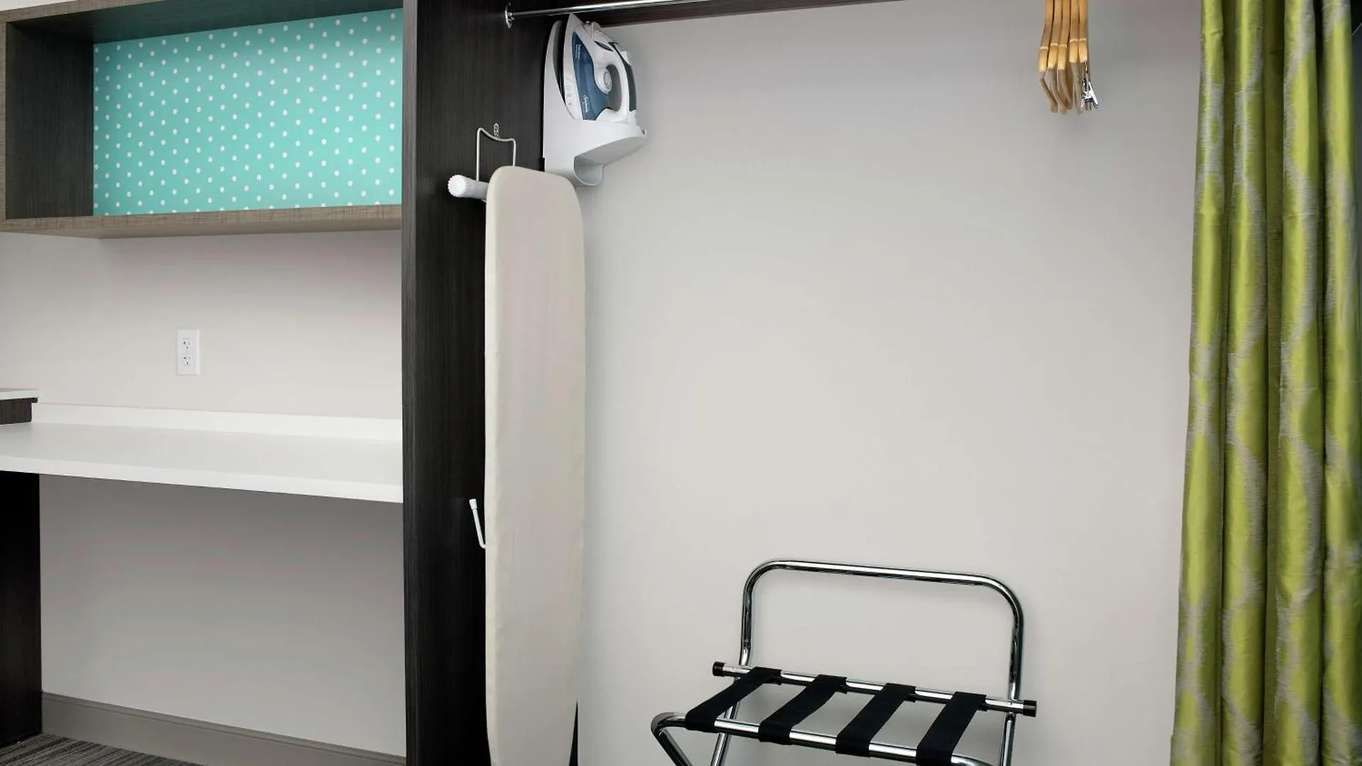 Home2 Suites By Hilton Phoenix Airport South Hotel